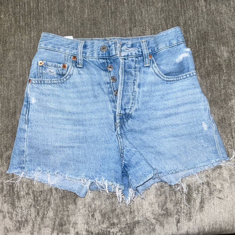 Levi's Ribcage Shorts